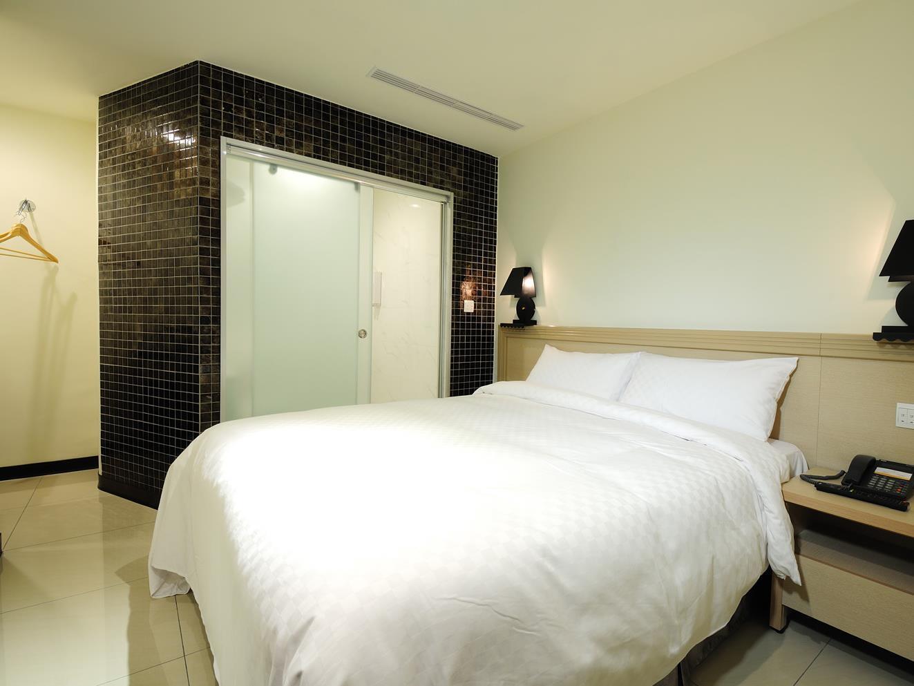 Bravo Hotel Taichung Luaran gambar