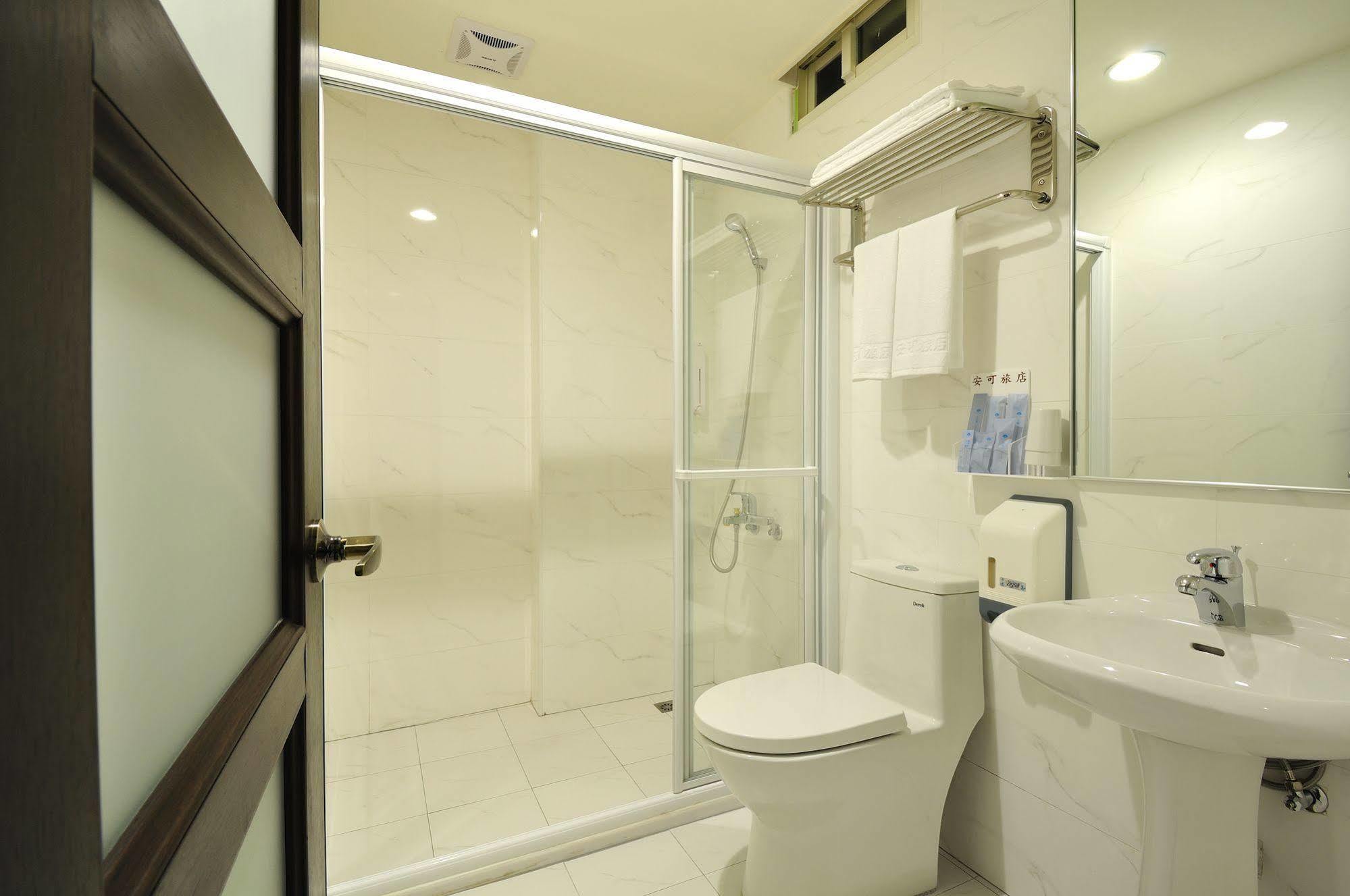 Bravo Hotel Taichung Luaran gambar