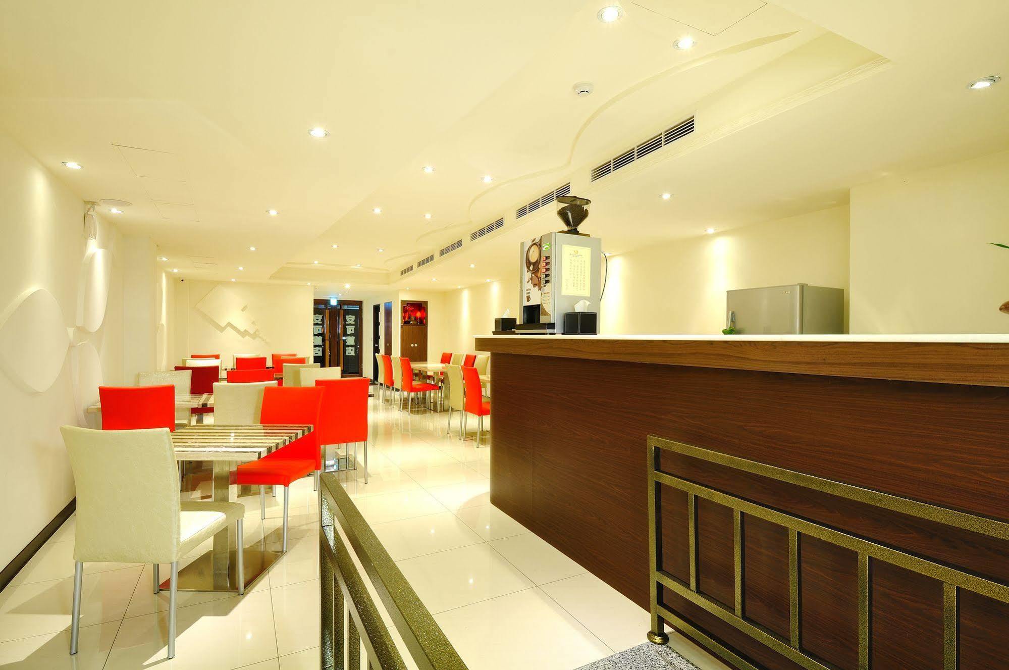 Bravo Hotel Taichung Luaran gambar